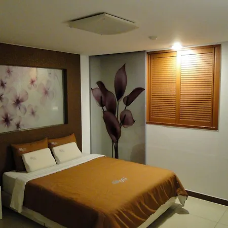 Taksimum Hotel 3*