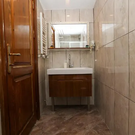 Hotel Taksimum 3*