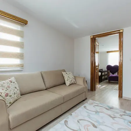 Taksimum Hotel Istanboel